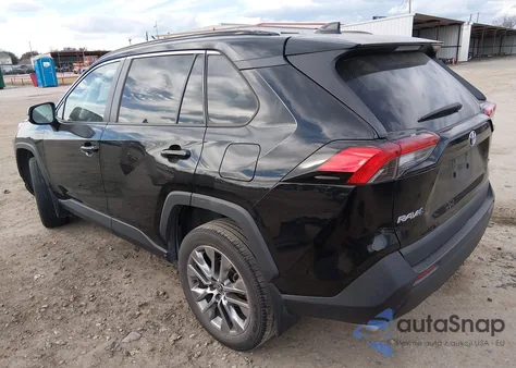 2023 Toyota Rav4 Xle Premium z USA, uszkodzony, nr VIN 2T3C1RFV3PW261050